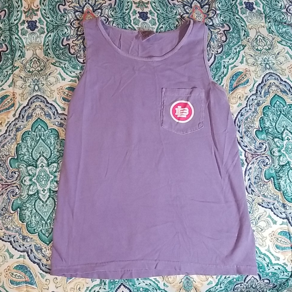 Muscle tee